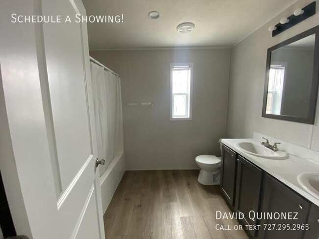 Photo - 219 Monterey Dr