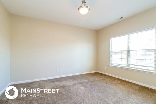 Photo - 10008 Crooked Oak Wy