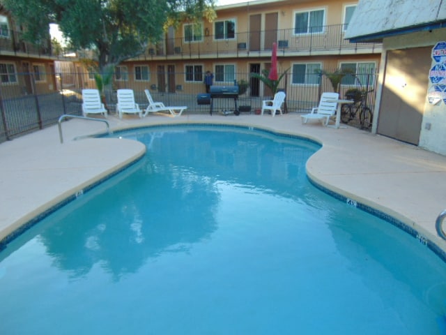 Oak Tree Apartments