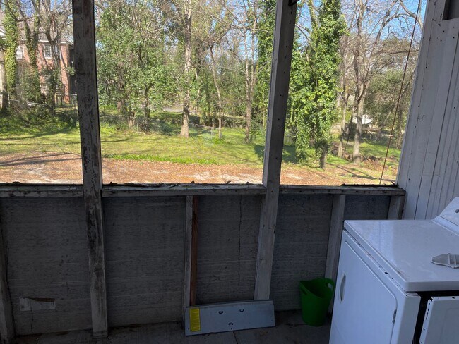 Photo - Madison Ave. 1709-1713 Unidad Madison Ave. 1709