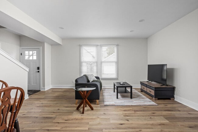 Photo - 844 Camp St Unit ID1303760P