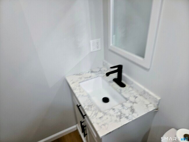 585 Horton Hill Rd