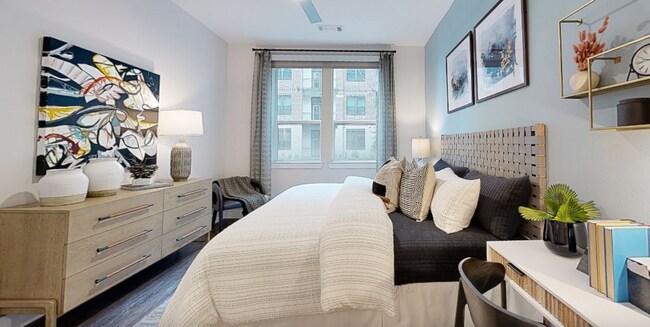 Photo - Luxury Living Near Downtown – Up to 2 Mont... Unit AJH1