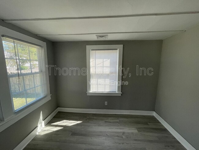 Photo - 1302 Cherry St