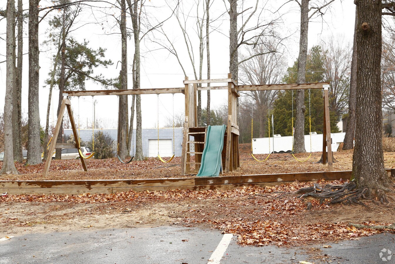 Área de juegos para niños - Peterson Park Apartments