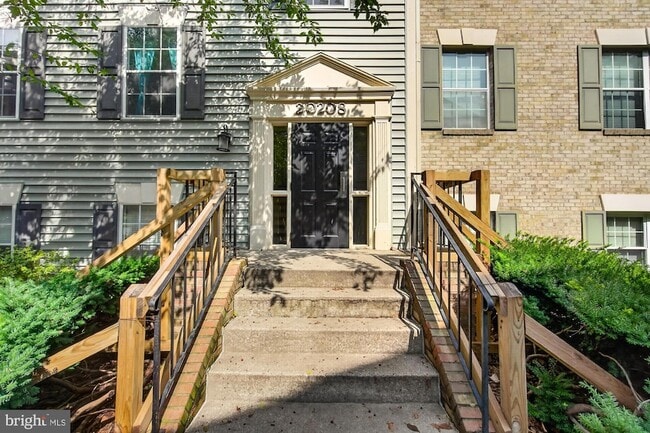 20208 Shipley Terrace Unit 302