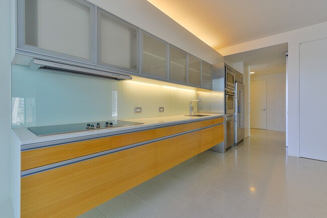 Photo - Veer Towers 602W-Strip and CityCenter Views form this Stunning 2Bd/2Ba Residence