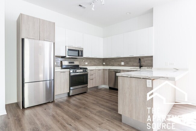 Building Photo - 2550 S Wabash Ave Unit 401