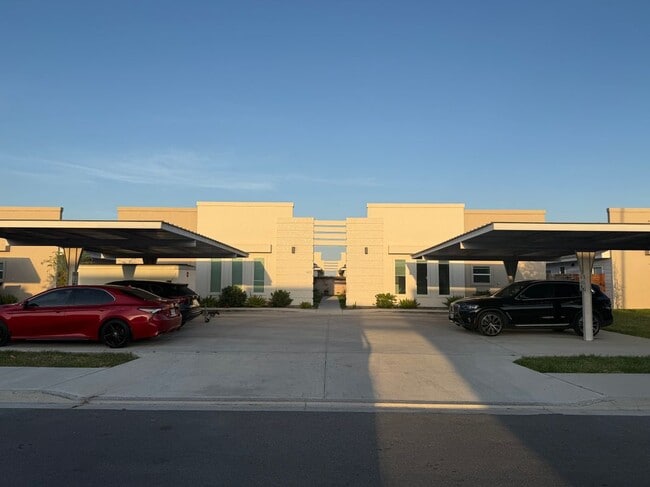 Photo - 1412 Lore Dr Unit 4