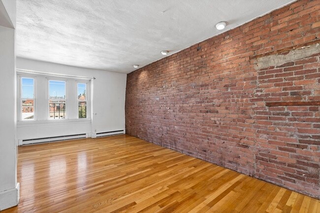 Photo - 36 Dartmouth St Unidad 5 Rental