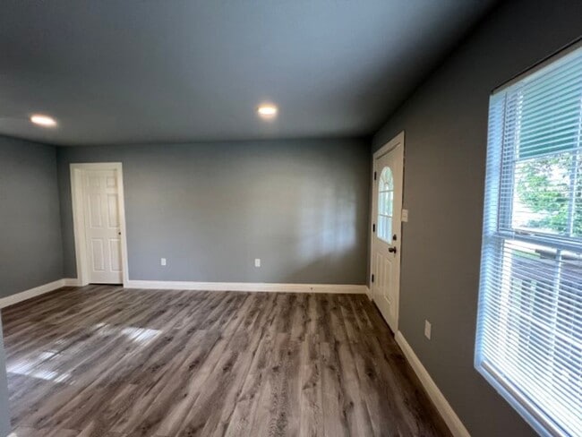 Photo - Wheatley Heights Gem