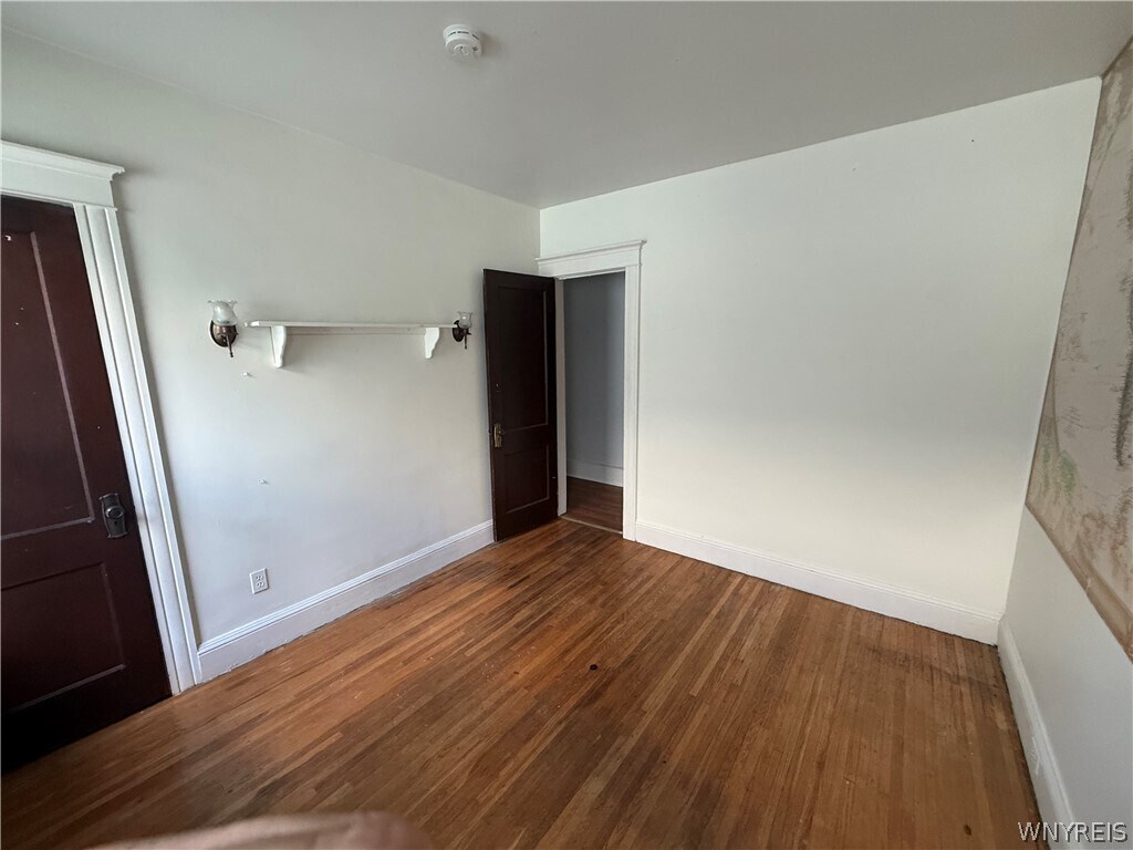 Photo - 37 Inwood Pl