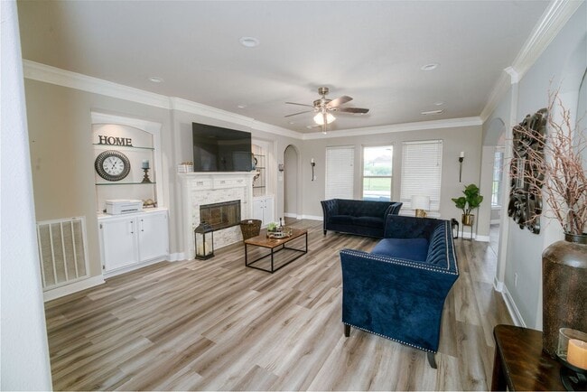 Photo - 2006 Pebble Ln