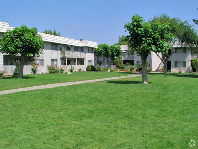 Courtyard - McClellan Terrace