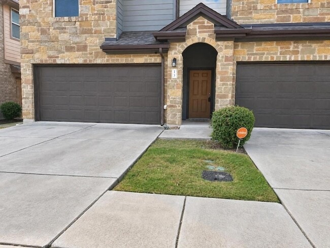 1001 Zodiac Ln