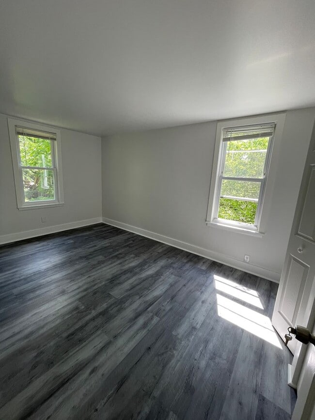 Photo - 830 Montclair Ave Unit 1