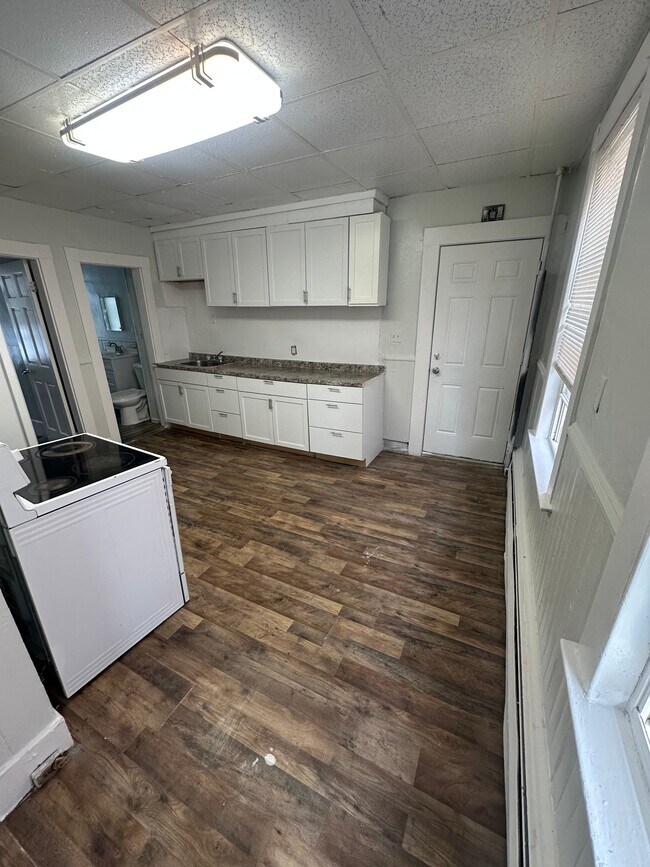 50 Knox St Unit 2