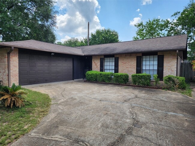 Building Photo - 3803 Cypressdale Dr Rental