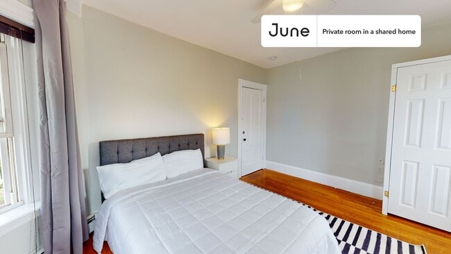Photo - Room in Shared 4 bed/2 bath home Unidad B