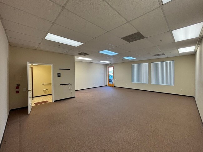 Photo - 2050 Artesia Blvd Unidad # 101