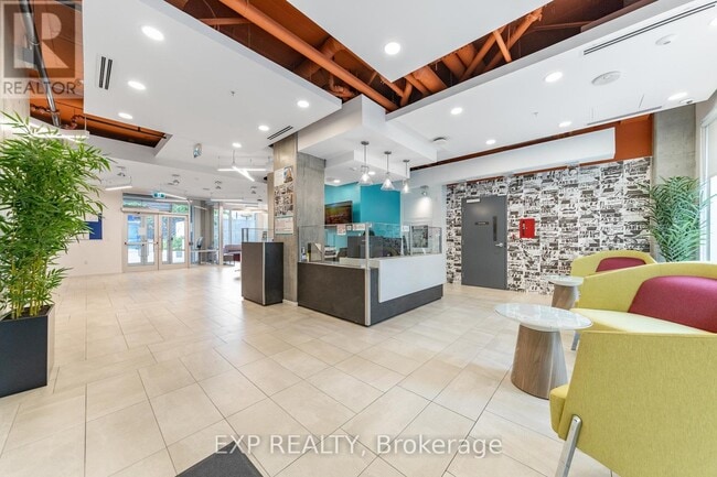 Photo - 105 Champagne Ave S Unit 2709