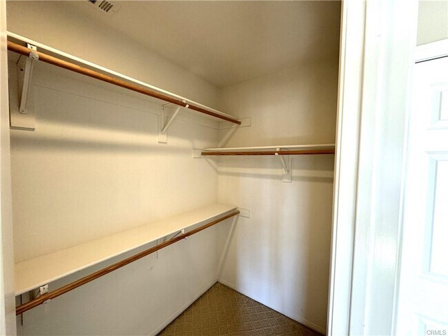 Building Photo - 16629 Yukon Ave Rental