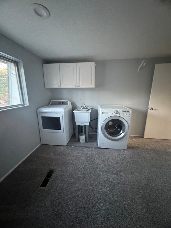 391 Mill St Unidad Down Town Ortonville