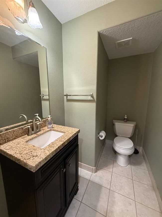 Photo - 4542 NW Continental Pl