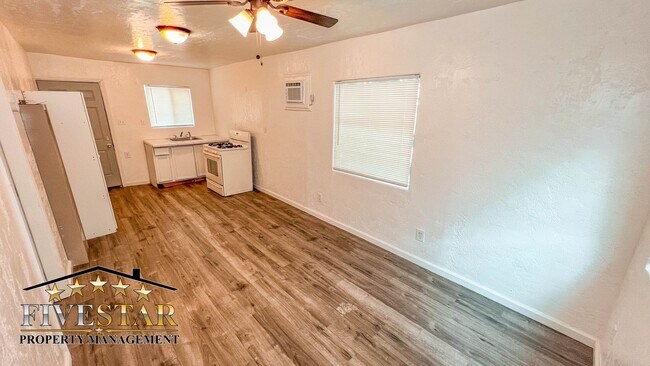 Photo - 304 Woodrow Ave Unit 304 1/2 WOODROW AVE