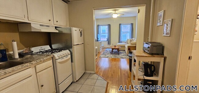 Photo - 1307 Commonwealth Ave Unit 4