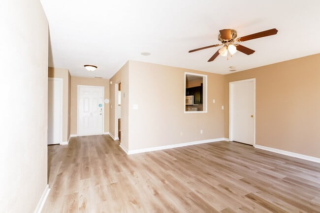 Photo - 7621 Blue Willow Dr