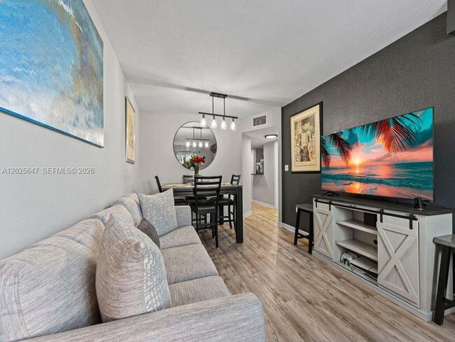 Photo - 22441 SW 88th Pl Unidad 202-5
