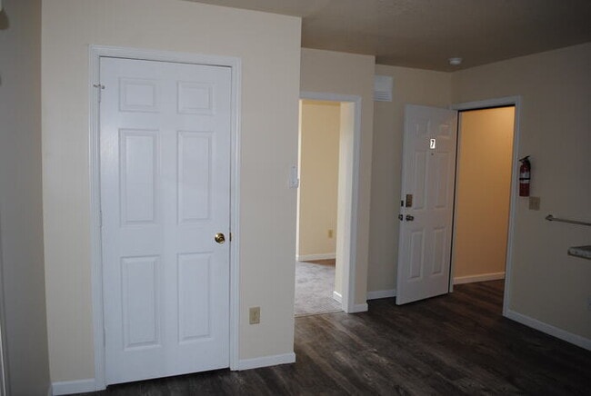 Photo - STUDIO/SEMI 1 BEDROOM - AVAILABLE AUGUST 2023!