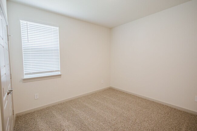 Photo - Super 4 Bedroom, 3 Bath, 2-Story Home in S...