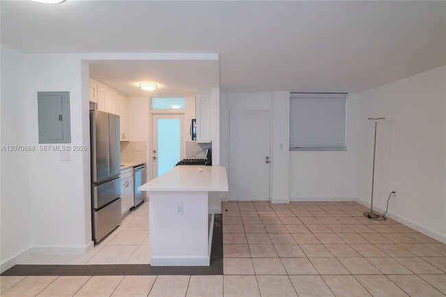 Photo - 921 Jefferson Ave Unit 3C