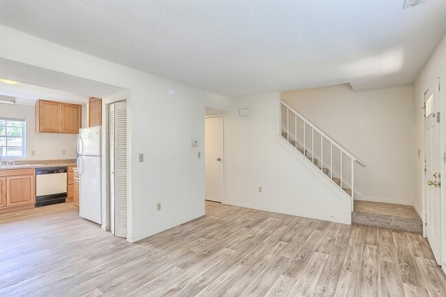 Photo - English Creek- Casa Unit B