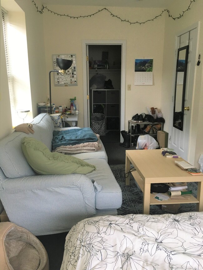 Photo - 746 Columbus Ave Unidad 2