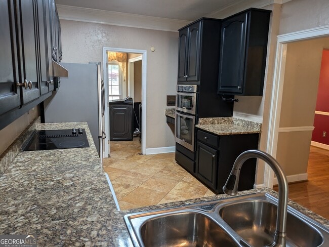 Photo - 4401 Riverlake Way