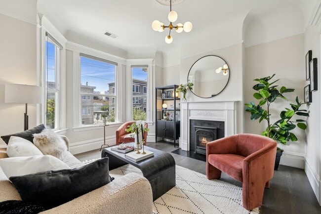 Photo - 1161 Church St