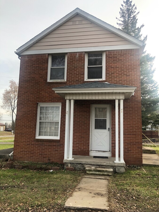 Upper level - 180 Coleman Dr Unit #2