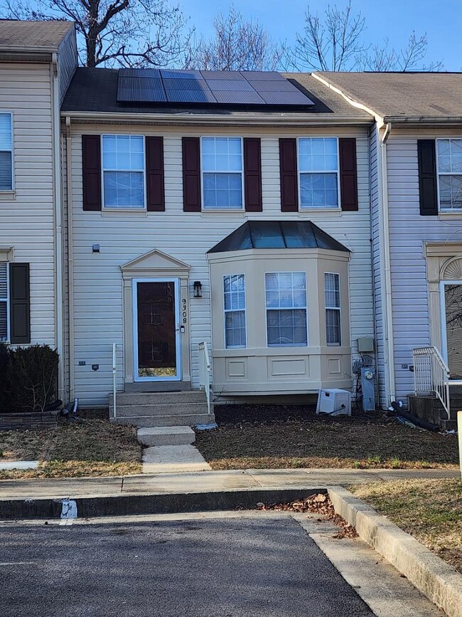 Photo - 9308 Gordon Ct