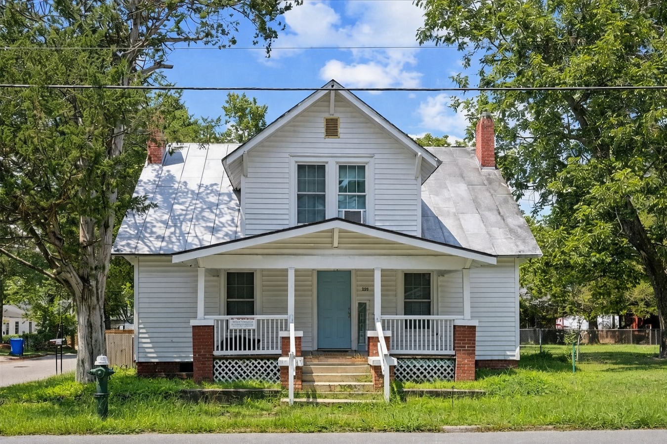 Photo - 1208 Downing St SW