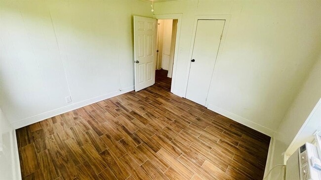 Photo - 1745 Rivercrest St