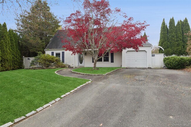 Photo - 3 Meadowgrass Ln