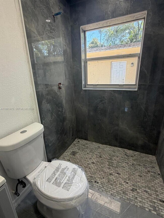 Photo - 1946 NE 167th St Unit 3A