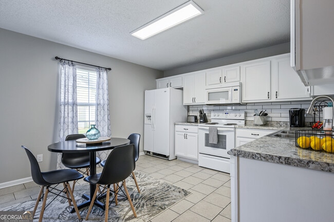 29 Middleton Ct SE