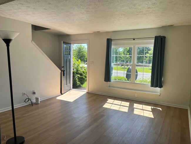 Photo - Two bedroom townhouse in Amherst!