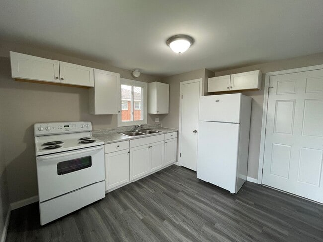 Photo - U-Crest & Belvedere Manor Apartments