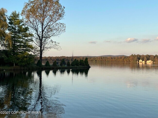 Photo - 180 Penn Forest Trail