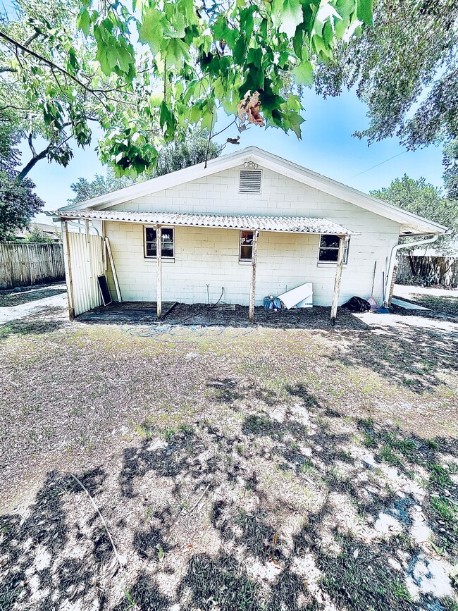 Photo - 803 Pine St